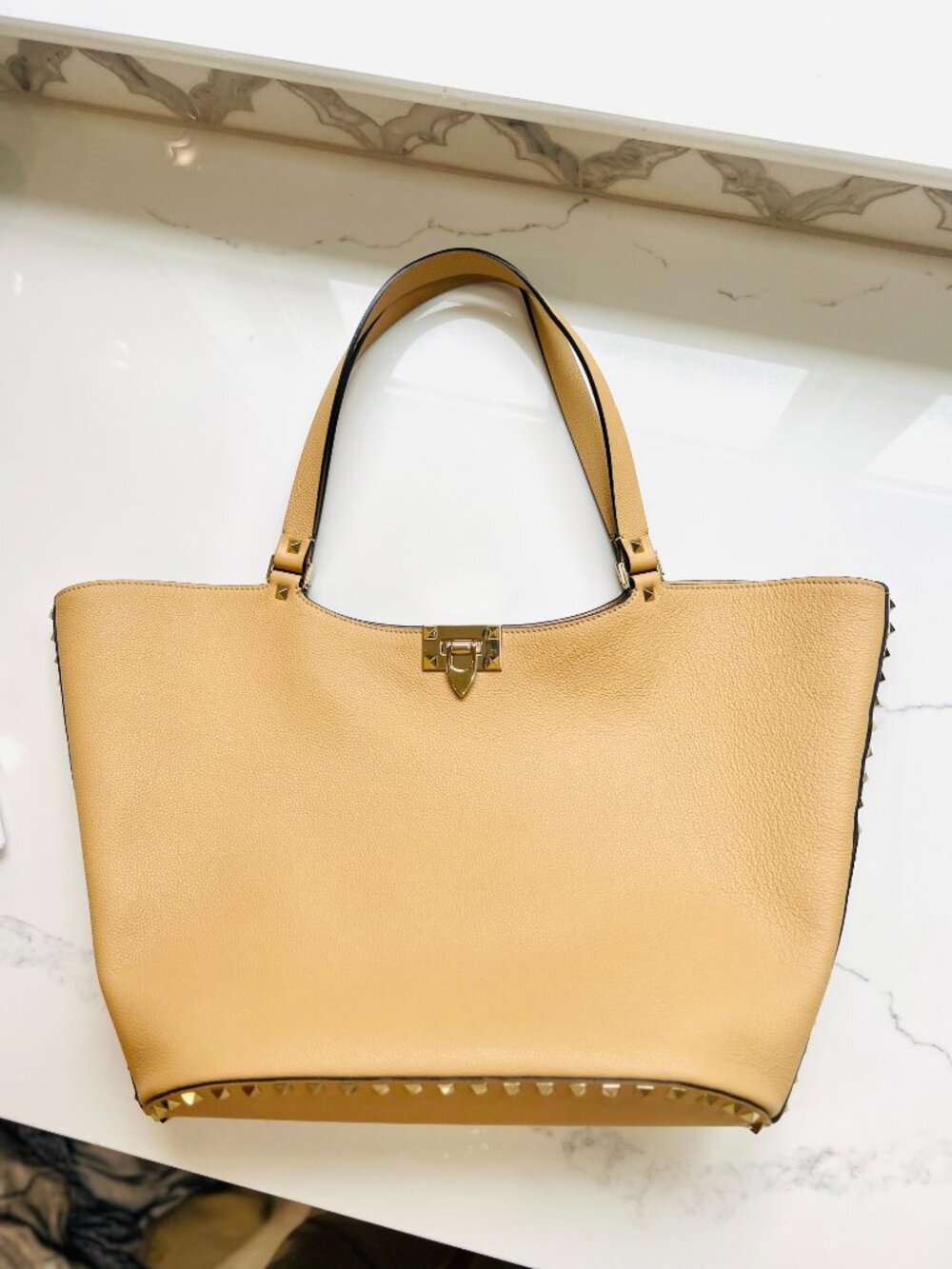 Rockstud Leather Tote CAPPUCCINO